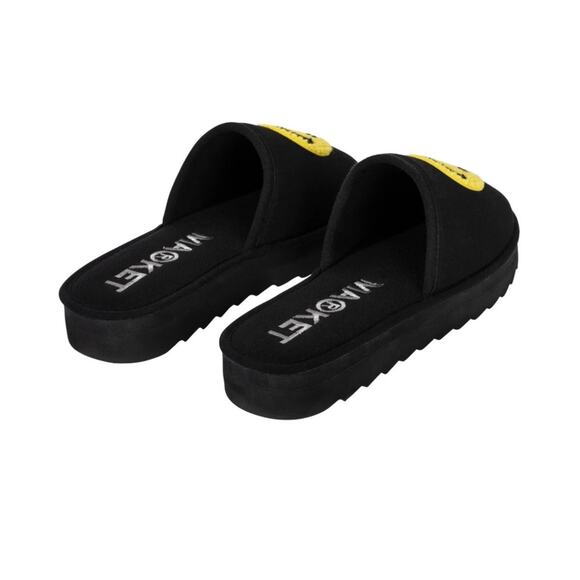 NIB! Market Smiley Upside Down Cozy Chunky Hotel Slippers - Size 9 (MSRP $90) - Picture 3 of 9